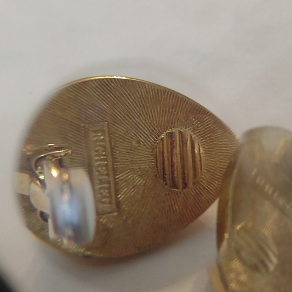 Signed Richelieu vintage women's clip on earrings tear drop - Picture 5 of 6
